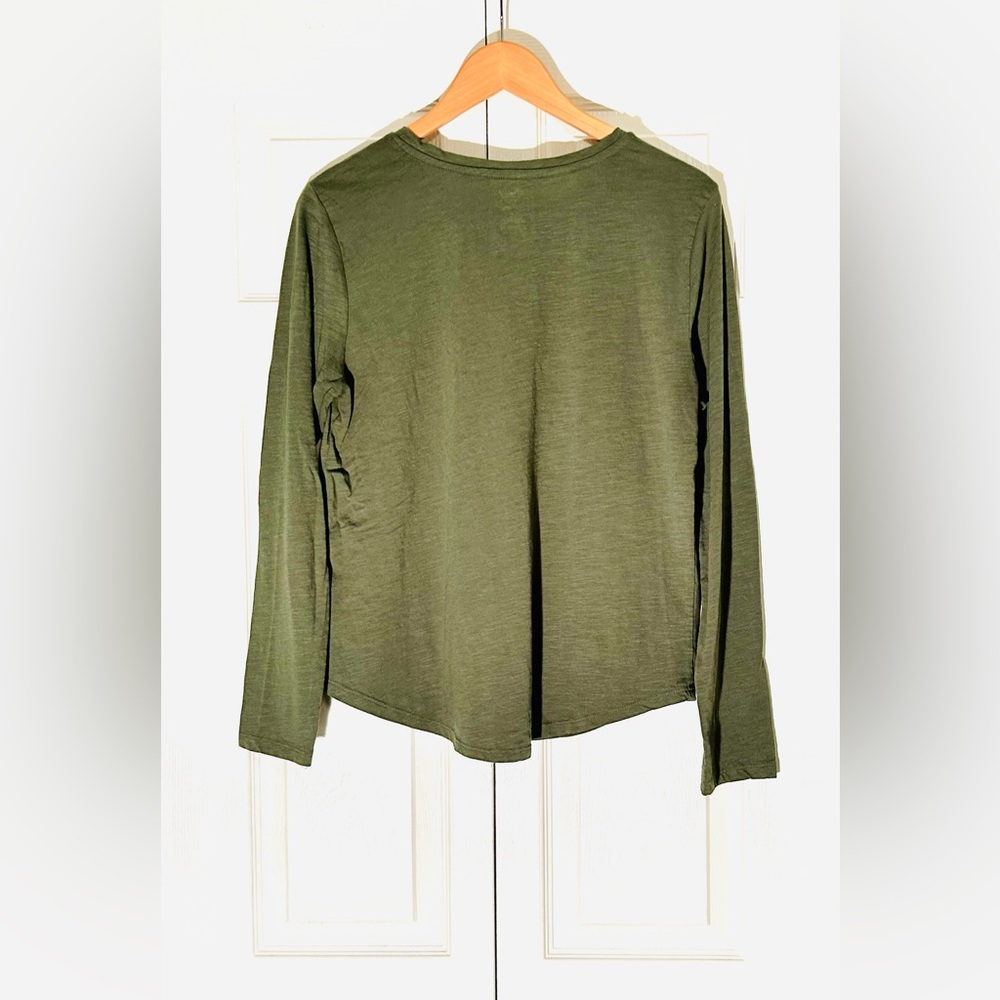 Sonoma Set of 2 Dark Red and Green Everyday Long Sleeve Tees - Picture 7 of 9